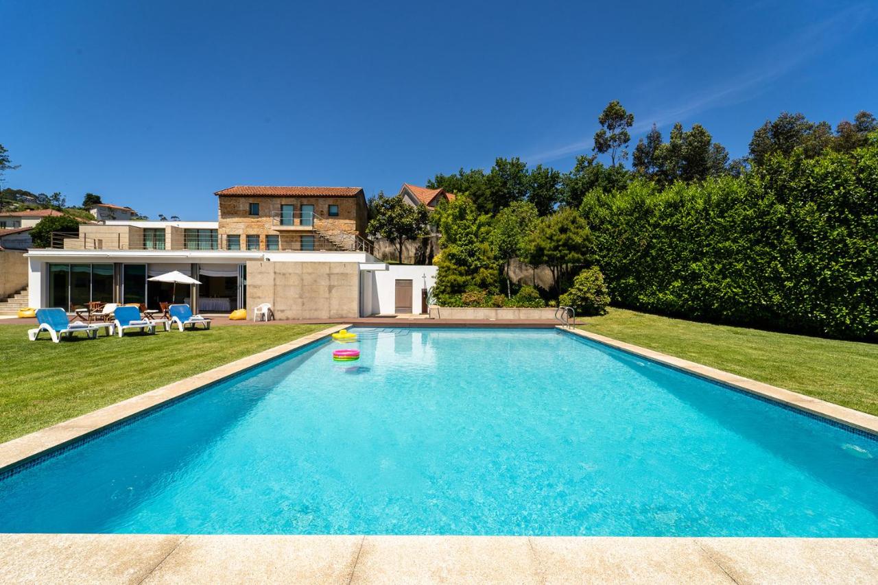 B&B Regadas - Casa de Silvares Fafe - Moradia Premium com piscina by House and People - Bed and Breakfast Regadas