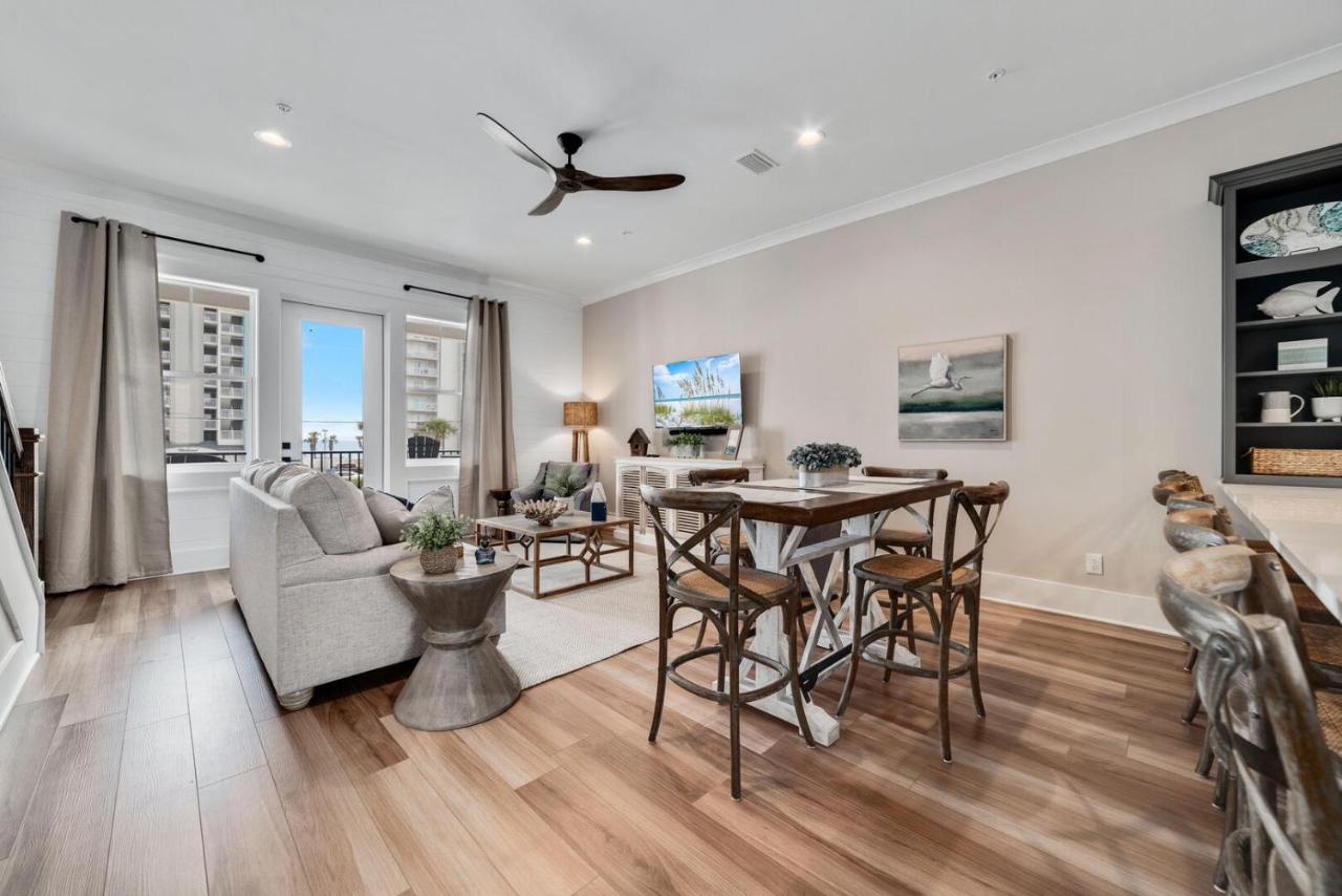 Newly Built, Luxury Home w/ pool & beach access - B&B