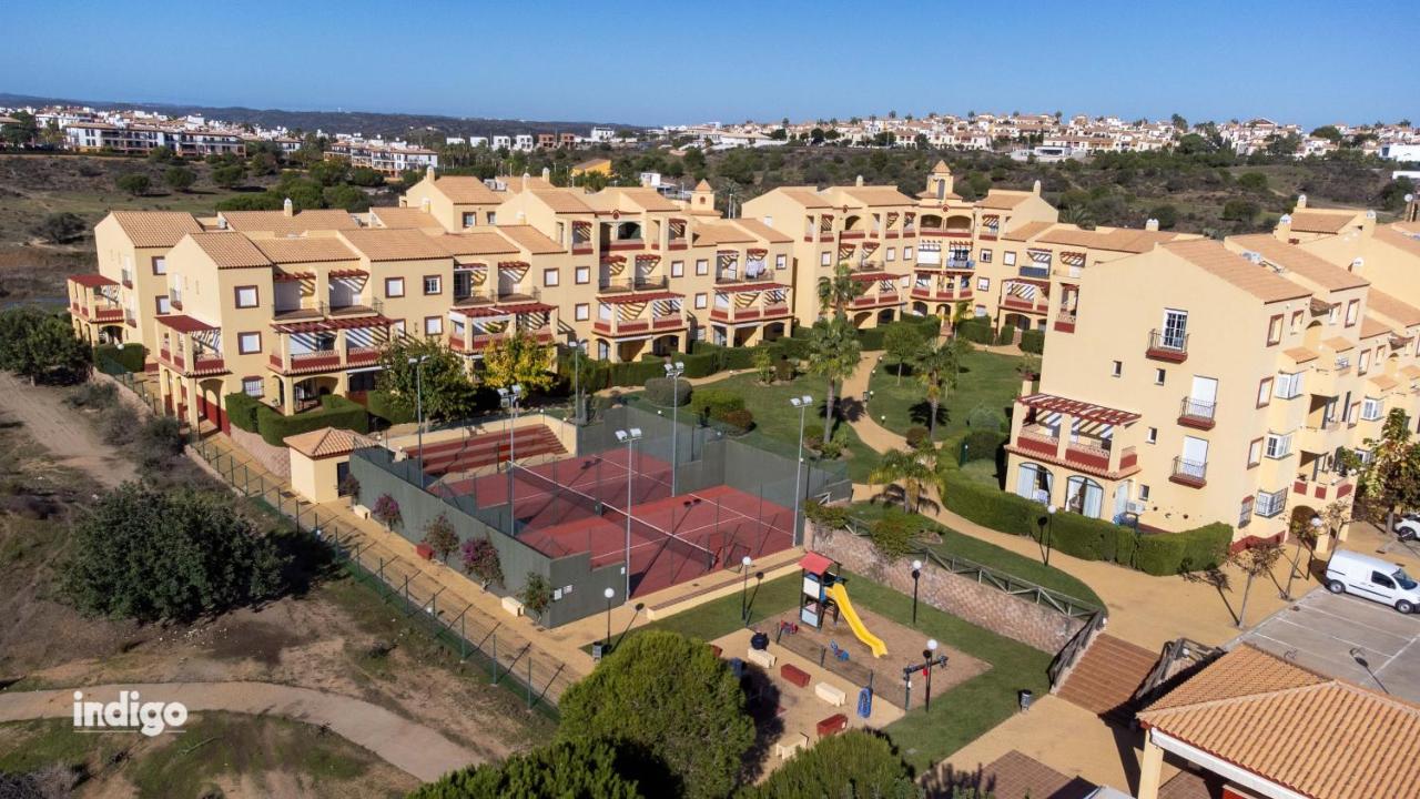 La Guardiana Bright, Modern Apartment GUA001 - B&B