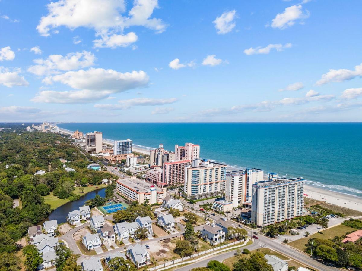 Dunes Village/King bedOceanfront 2b/2b/waterpark - B&B