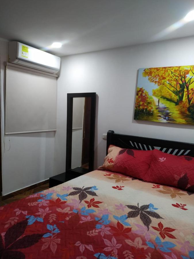 Habitación Amplia cerca al Éxito de la Cra 27 - Chambres d’hôtes