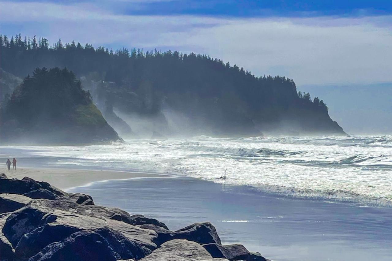 Waveside Hideaway, Unit 11 - Bed and Breakfast Neskowin