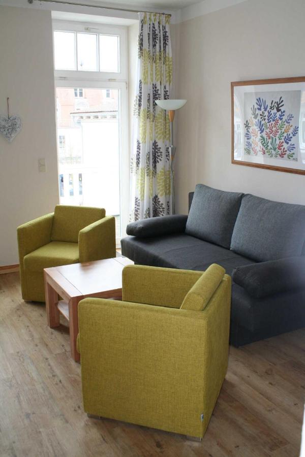 Strandstraße 32 - 04-21 - Bed and Breakfast