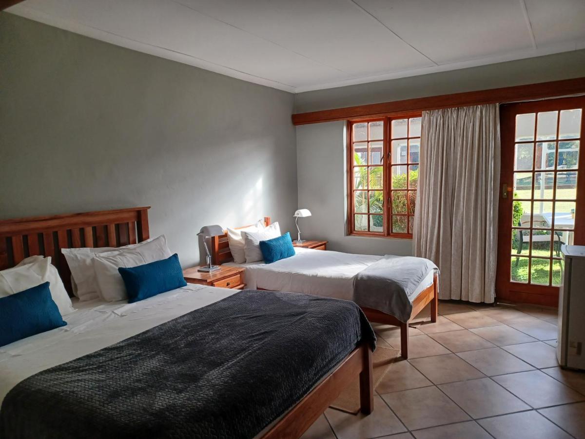  Standard Pet-friendly Triple sleeper with conservatory garden