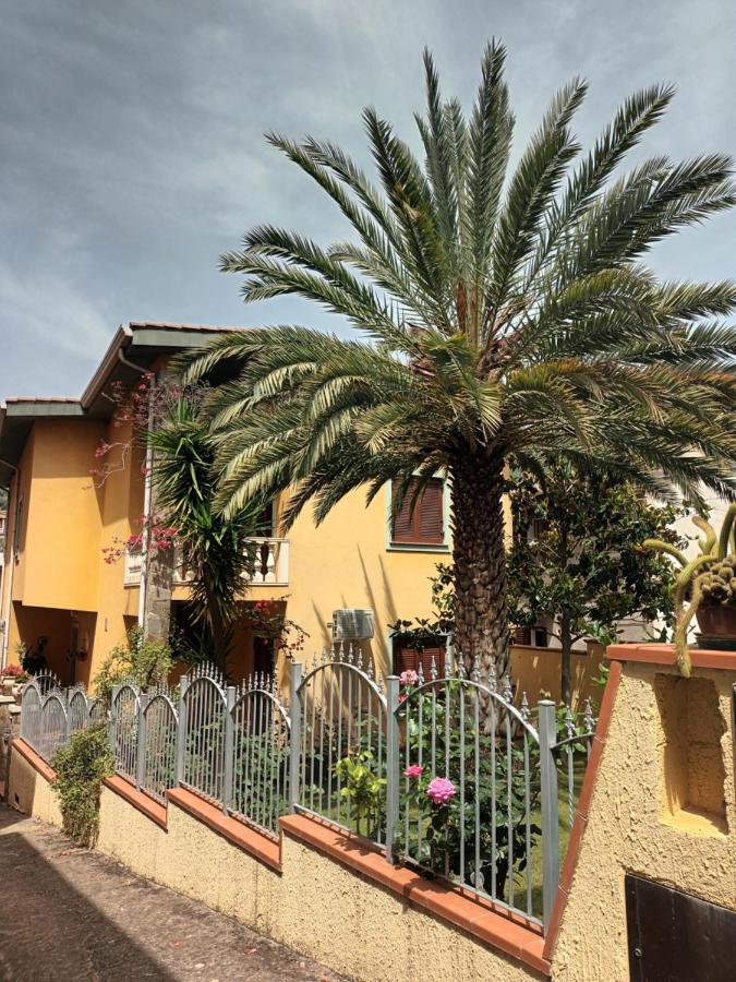 Valentina's garden house - Bed and Breakfast Triei