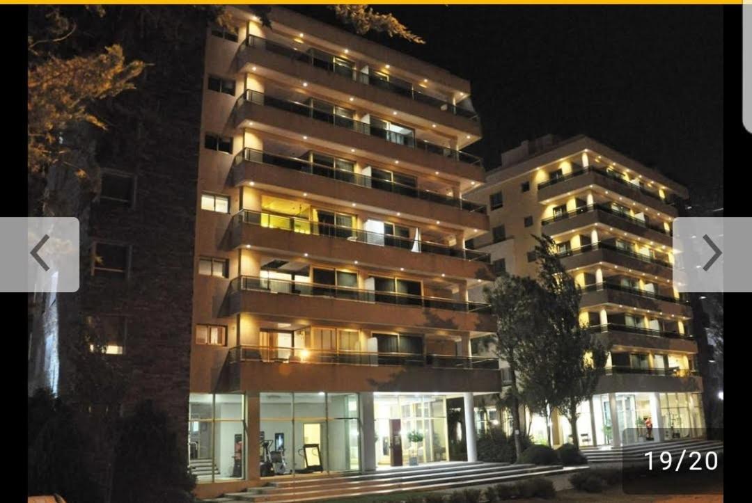 Departamento de 2 ambientes ubicado en Pinamar. - Ferienwohnung