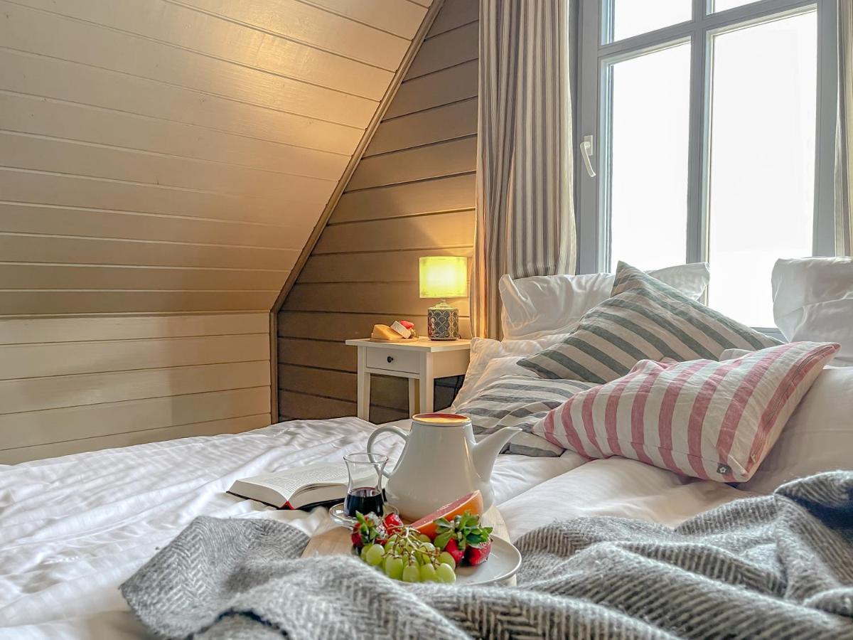 traumHaff Lotsen Romantik-Ostsee mit Kamin, privates NORDICSPA und Boot - B&B Rieth