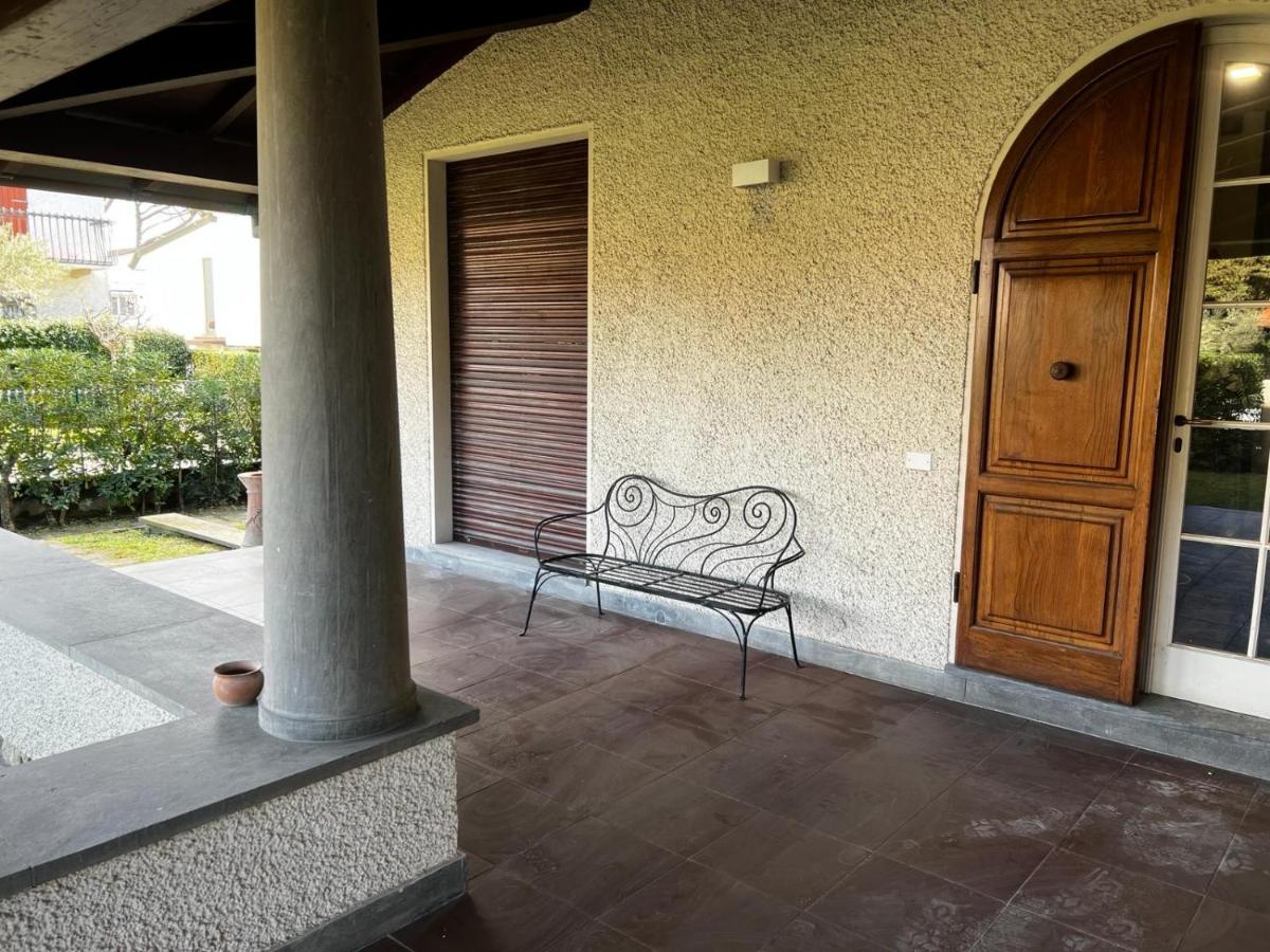 Villa Costa Fiorita - Ferienwohnung Lido di Camaiore