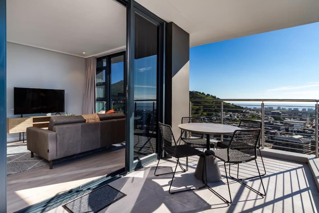 Cape Town Bree Street 31st Floor City Views - Ferienwohnung Kapstadt