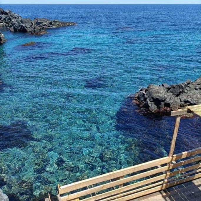 The Bays - La Mansarda ad un passo dal mare - B&B