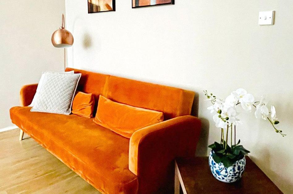 B&B London - Cosy West London Apartment - Bed and Breakfast London