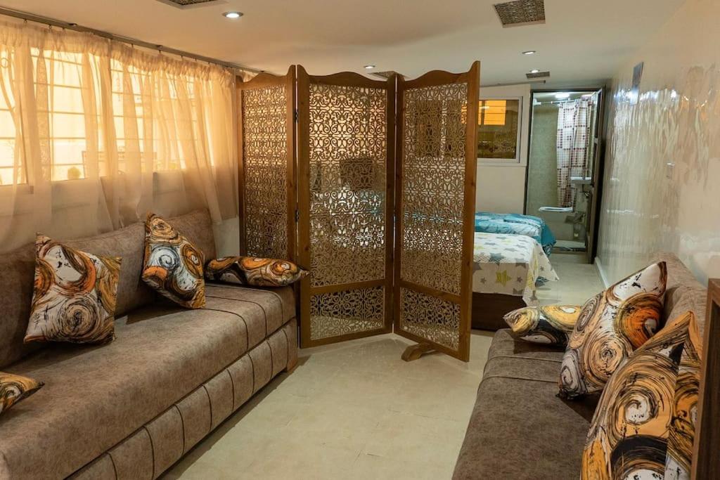 B&B Fes - Dar Benjelloun Cozy Family Room - Bed and Breakfast Fes