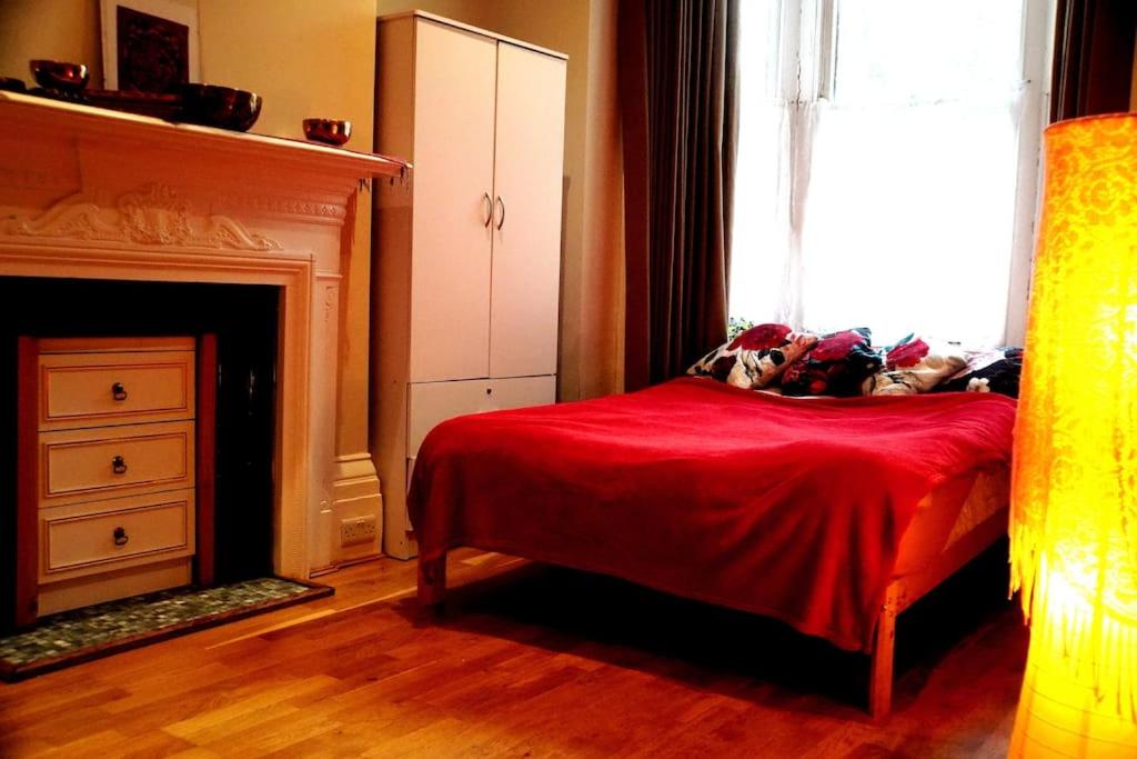 Cosy 1 bedroom with garden 2 min from seafront - Bed and Breakfast