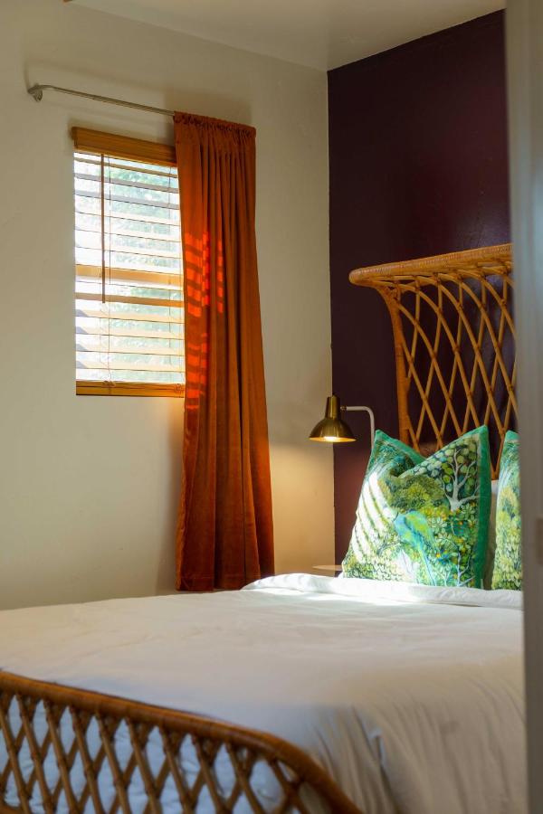 One-Bedroom Bungalow