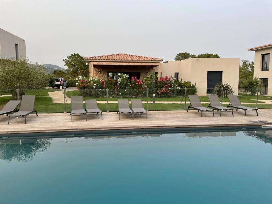 VILLA LOUNA - B&B Lecci