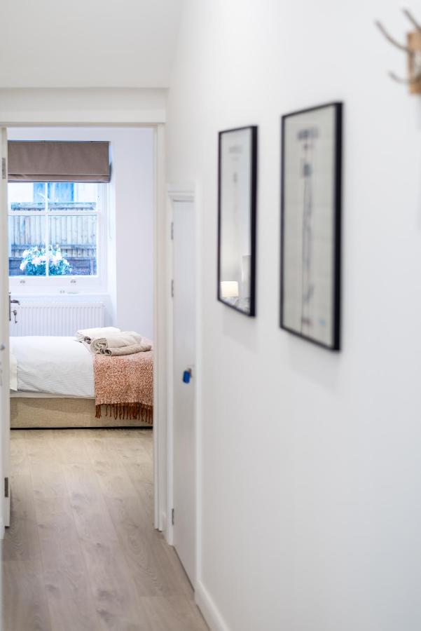 Casa Italia near Kings Road in Chelsea with Wifi & Washing Machine - Chambres d'hôtes Londres
