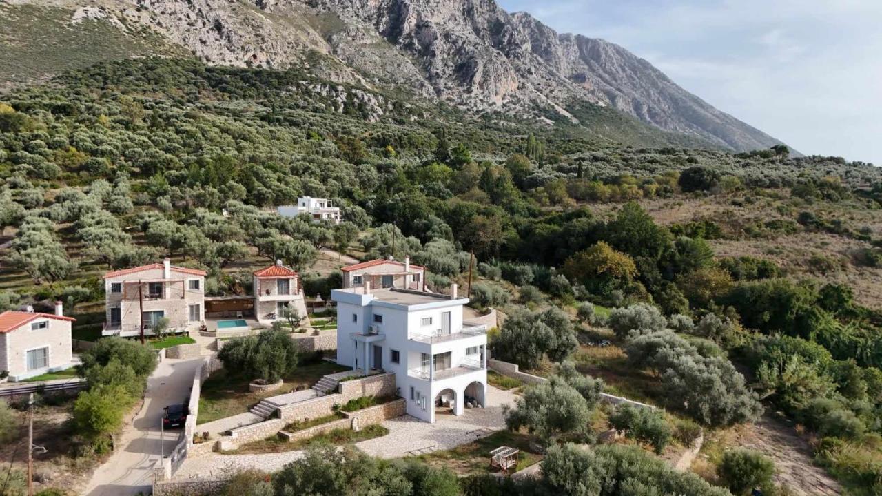 Villa Palairos - Chambres d’hôtes