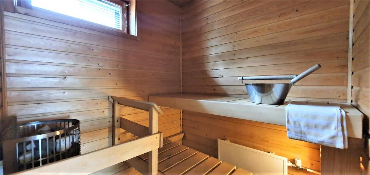 Kotimaailma Apartments - Tilava saunallinen kaksio parvekkeella - Verstaankatu - Chambres d'hôtes Tampere