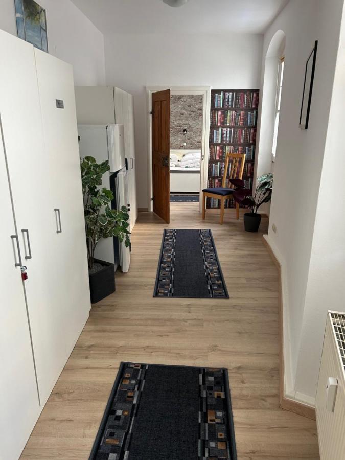 Ferienwohnung am Theaterplatz - B&B
