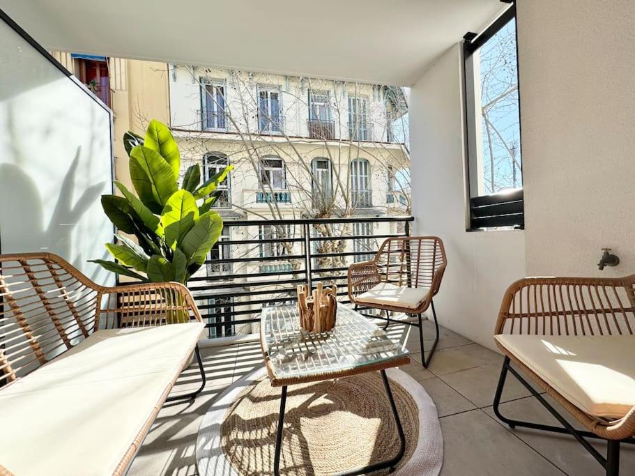 Magnifique studio bohème neuf cœur de ville - Chambres d’hôtes Antibes