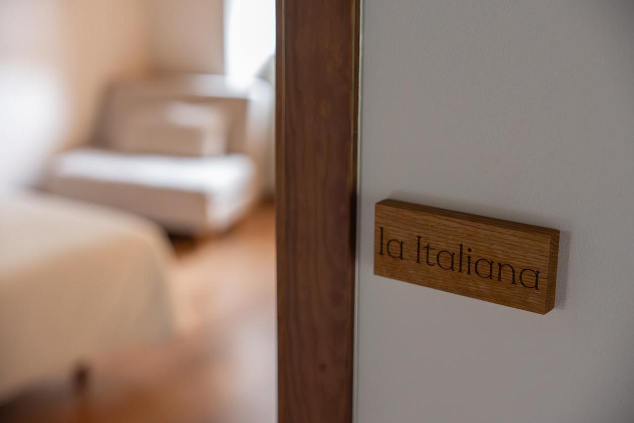 Camera Matrimoniale con Letto Supplementare
