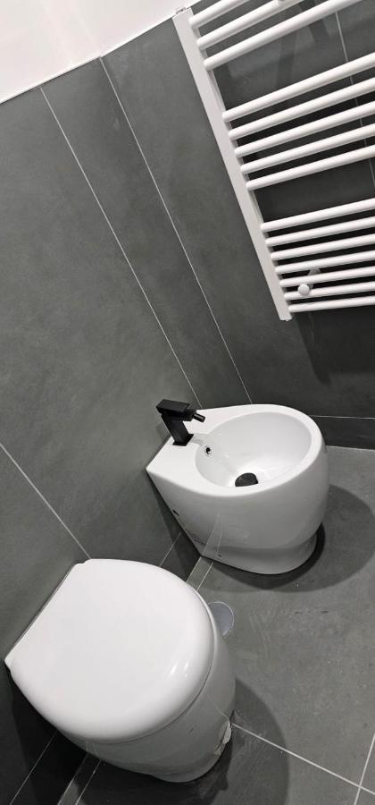 Camera Matrimoniale/Doppia con Letti Singoli con Bagno Privato