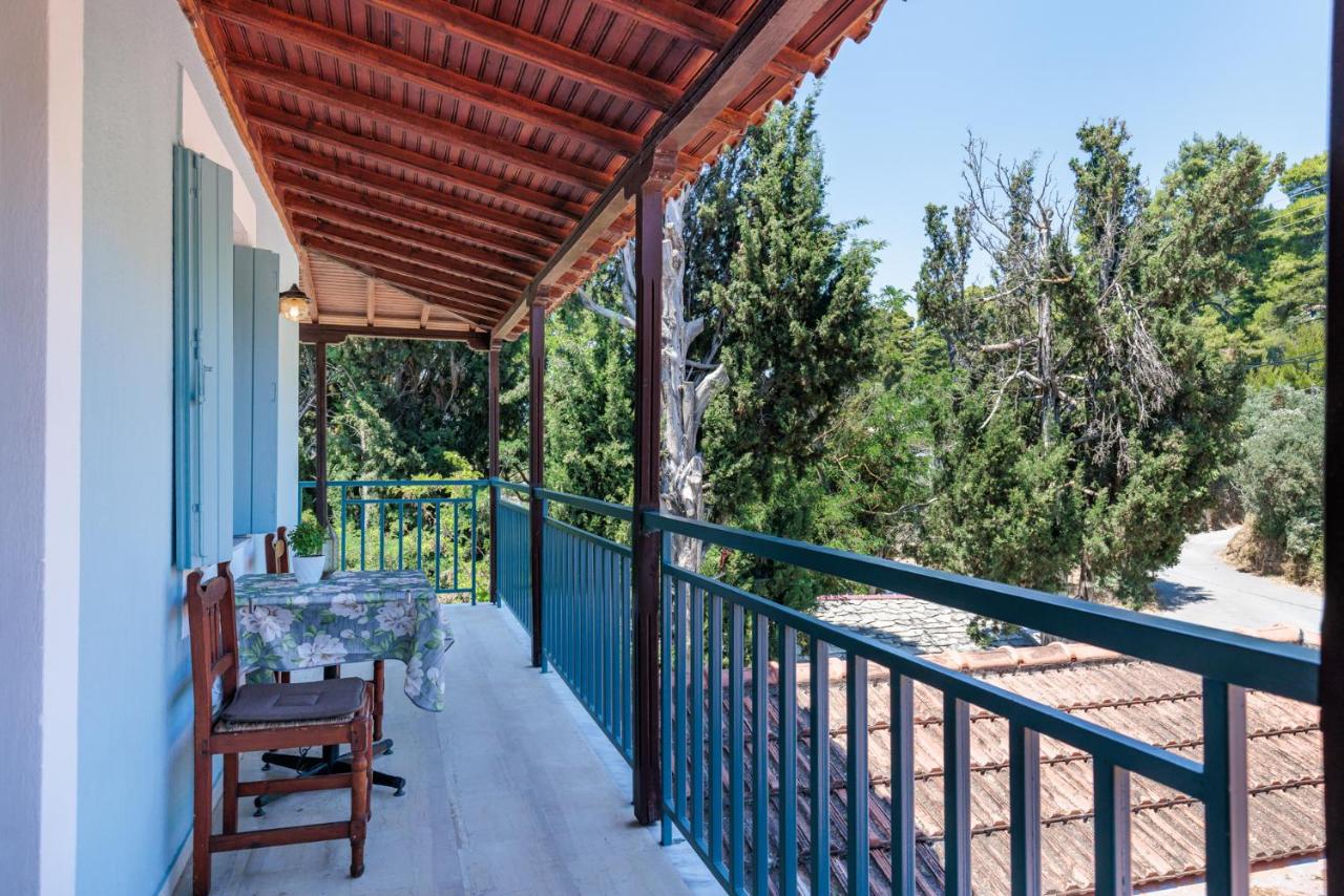 Blossom Apartment - B&B Skópelos