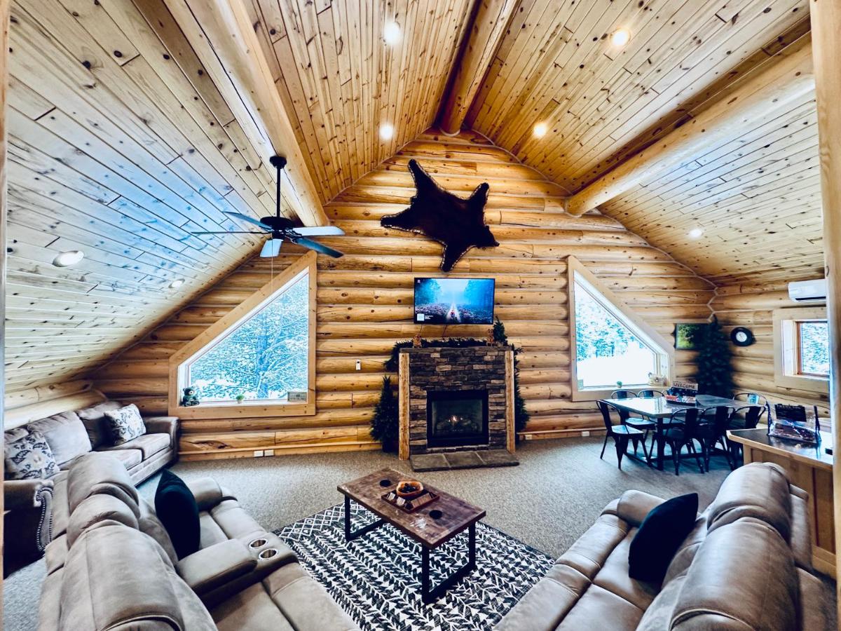 B&B Rea - Bear Tracks Loft 20 Miles to West Yellowstone & Air Condition & Wifi - Bed and Breakfast Rea