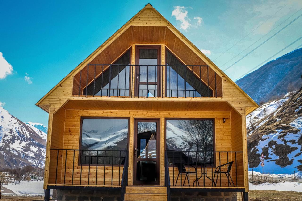 Cottage AISI / კოტეჯი აისი - B&B Sno