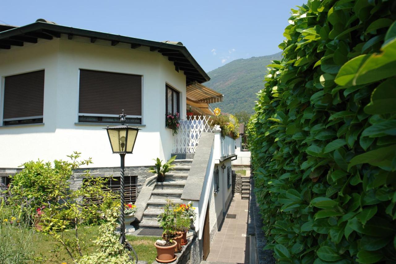 B&B Losone - Ferienwohnung Casa Azalea - Bed and Breakfast Losone