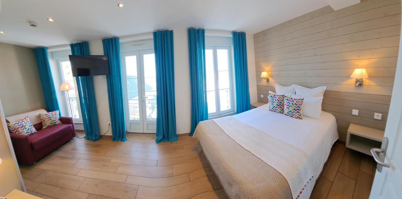 Superior Double or Triple Room with Sea View