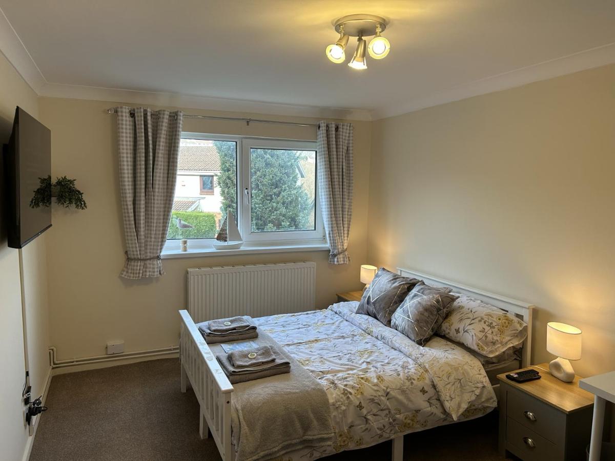 B&B Swansea - 35 Southerndown Avenue - Bed and Breakfast Swansea