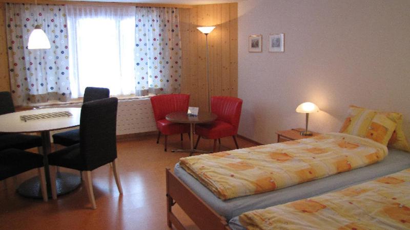 Apartment im Erdgeschoss mit Bergblick