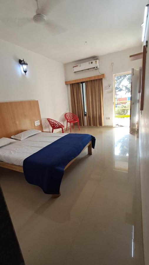 Double Room with Balcony and Sea View