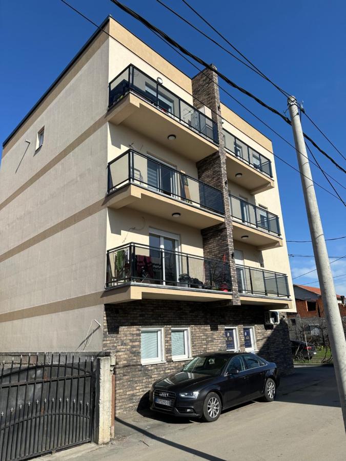 Apartman Uno Lux - Ferienwohnung
