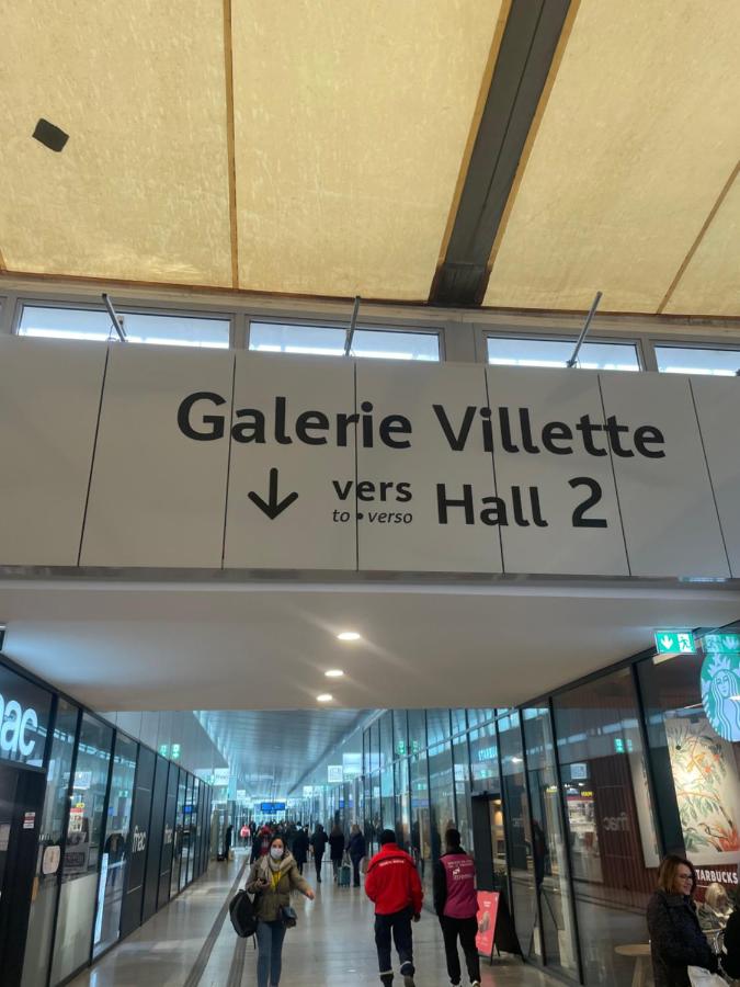 Studio Le Central 350 m de Gare Lyon Part-Dieu, Navette Stade et Arena ,Eurexpo Aéroport- Bus Direct Centre Ville - Chambres d'hôtes Lyon