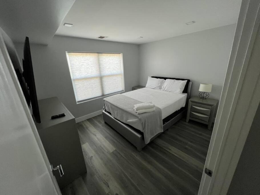 The Charming Suite - 1BR close to NYC - B&B