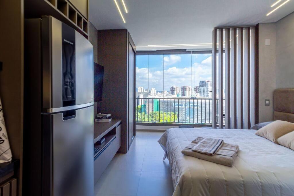Apartamento em Perdizes próximo ao Allianz com Wi-fi 500MB, Garagem e Piscina no Rooftop - Bed and Breakfast São Paulo