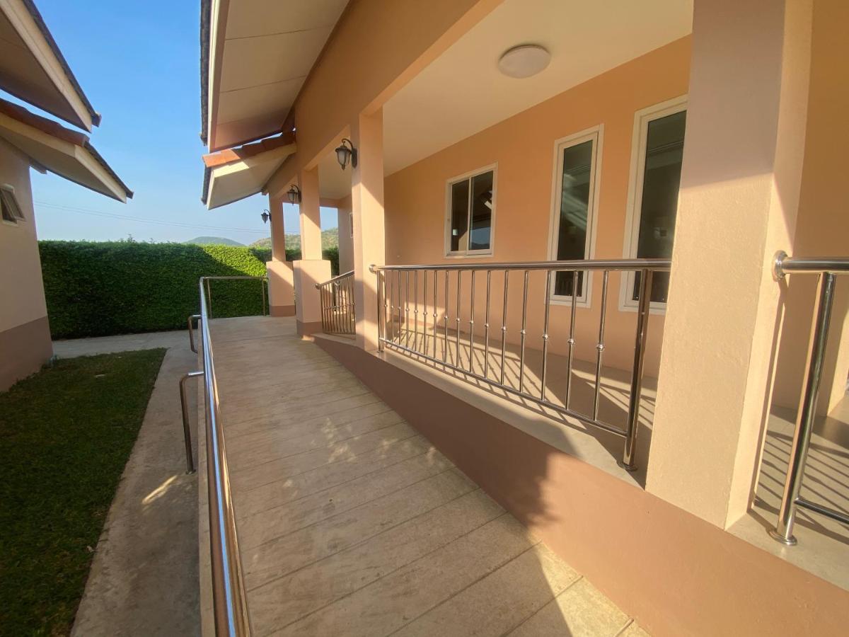 Chang Noi Hua Hin Pranburi fully accessible barrierefrei resort - B&B