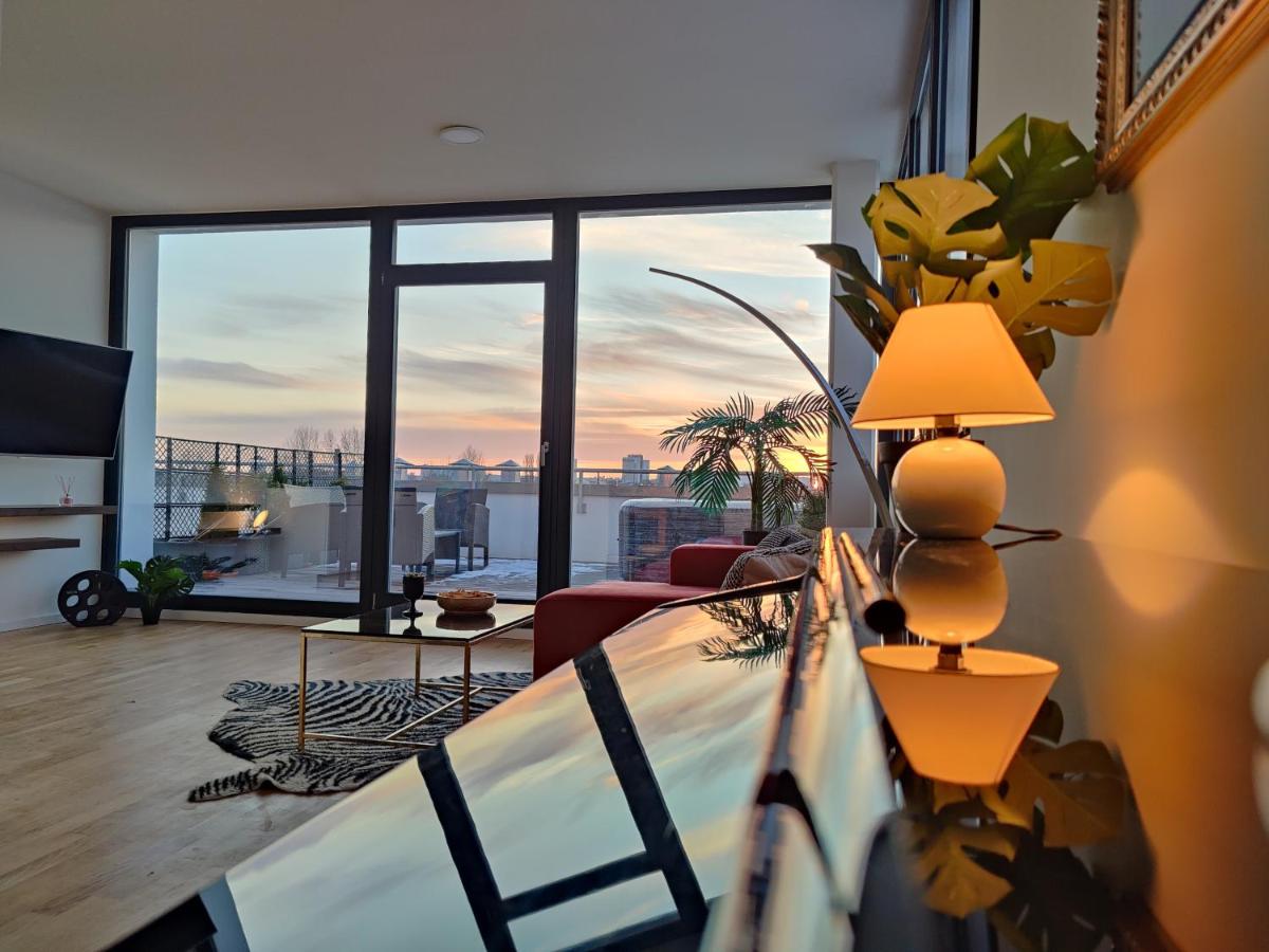 Maisonette-Penthouse inklusive Infrarot-Sauna über den Dächern von Magdeburg - B&B Magdeburgo