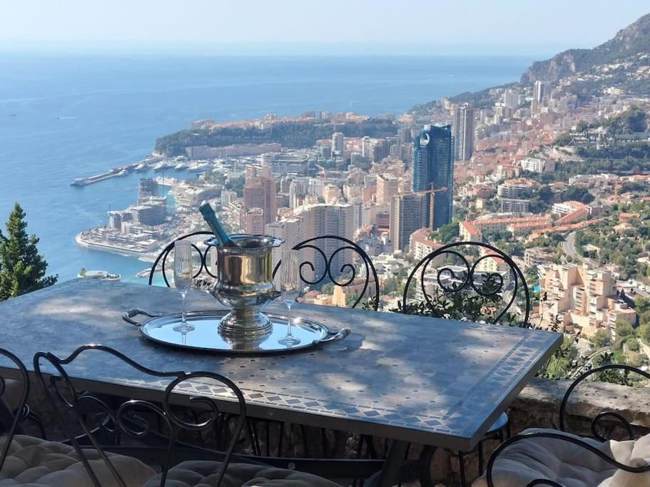 B&B Roquebrune-Cap-Martin - Maison exceptionnelle - Bed and Breakfast Roquebrune-Cap-Martin