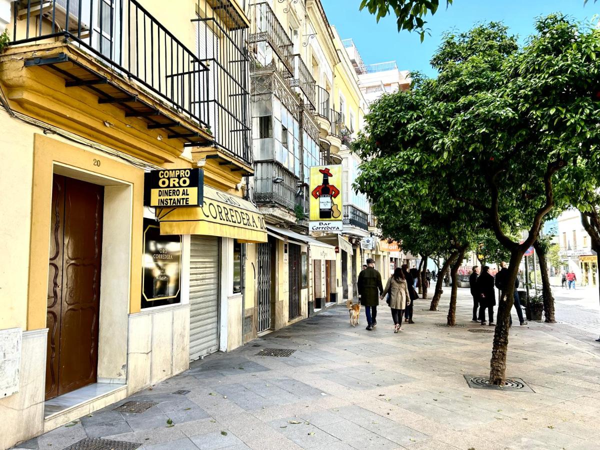 Alojanómadas Jerez Centro - B&B