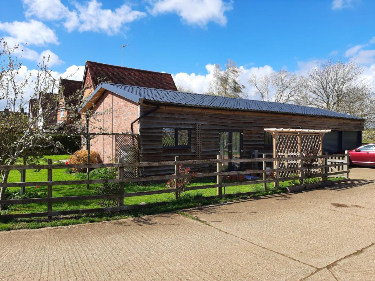 The Barn at White Rose Cottage - B&B