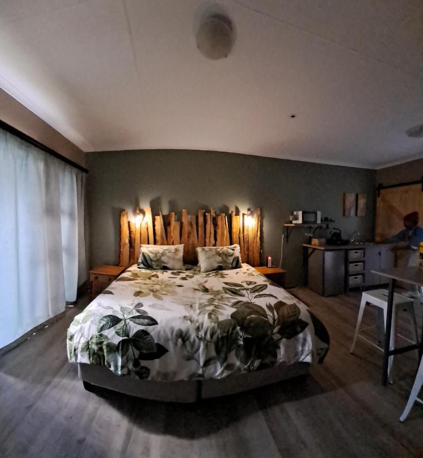Double or Twin Room with Bathroom