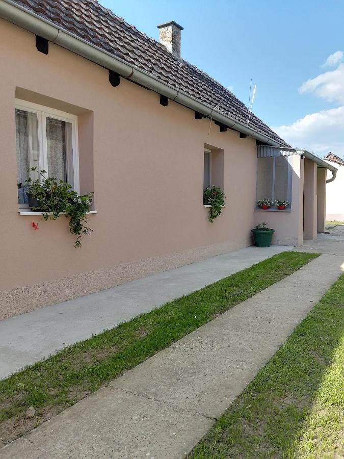 Tića - Ferienwohnung