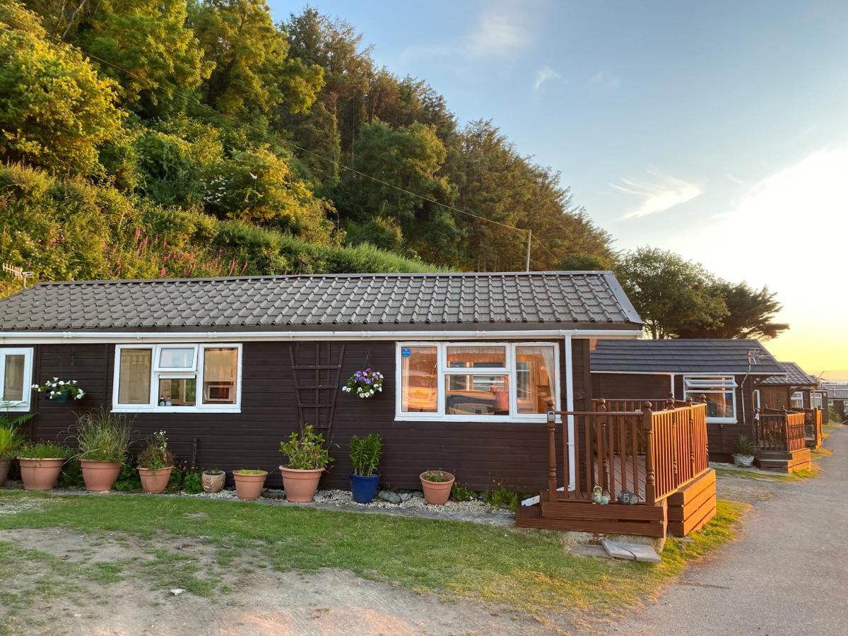 B&B Aberystwyth - Chalet 5 Clarach Bay - Bed and Breakfast Aberystwyth