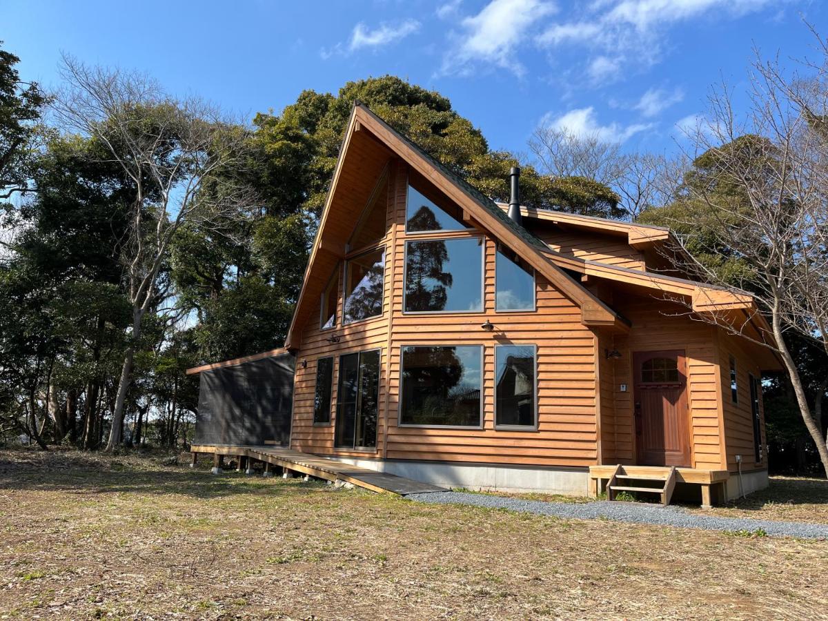 歴史ある鹿島神宮の森の中にひっそりと佇むログハウス - B&B
