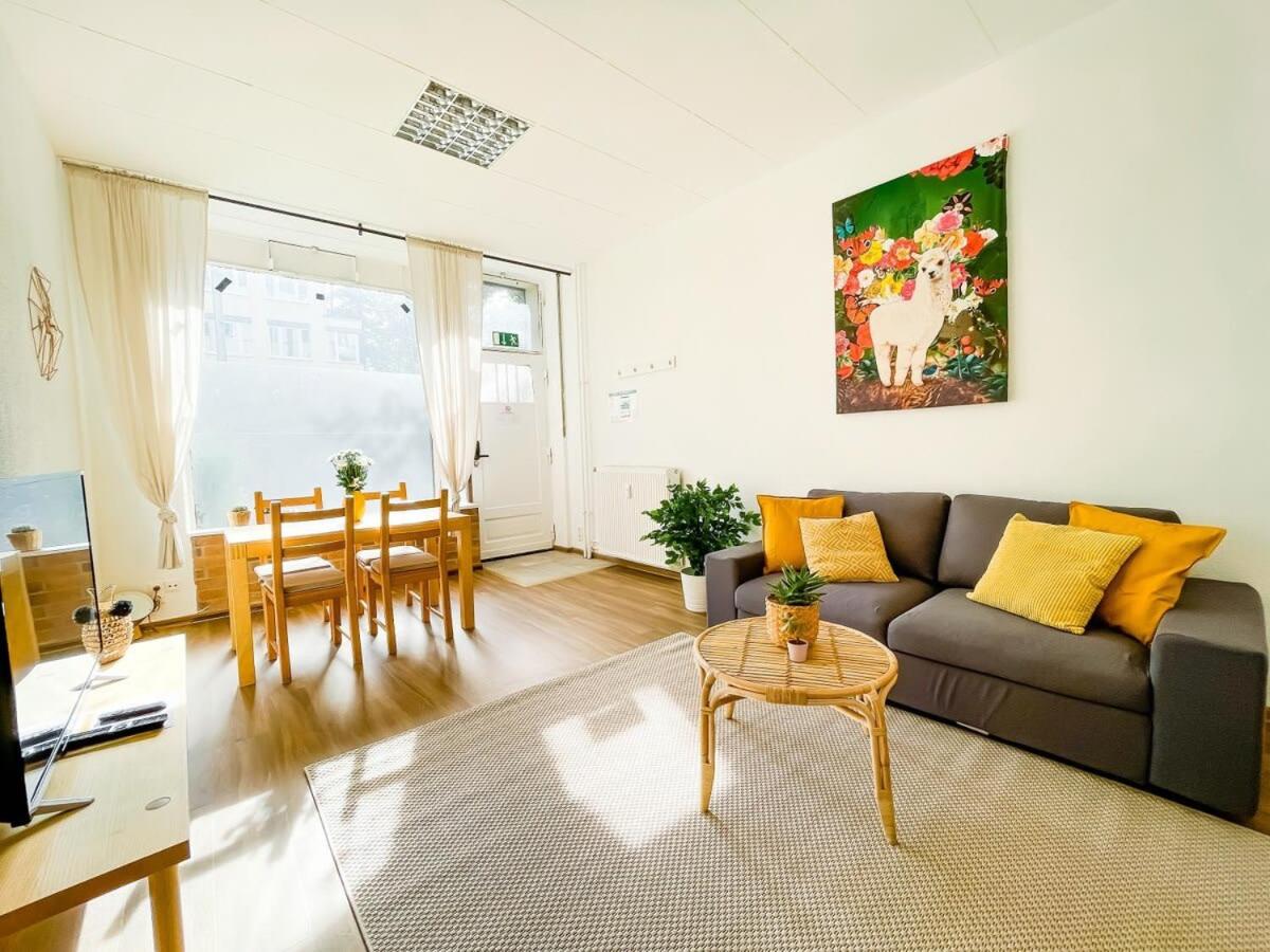 B&B Berlin - Stylish Apartment in convinient location - Bed and Breakfast Berlin