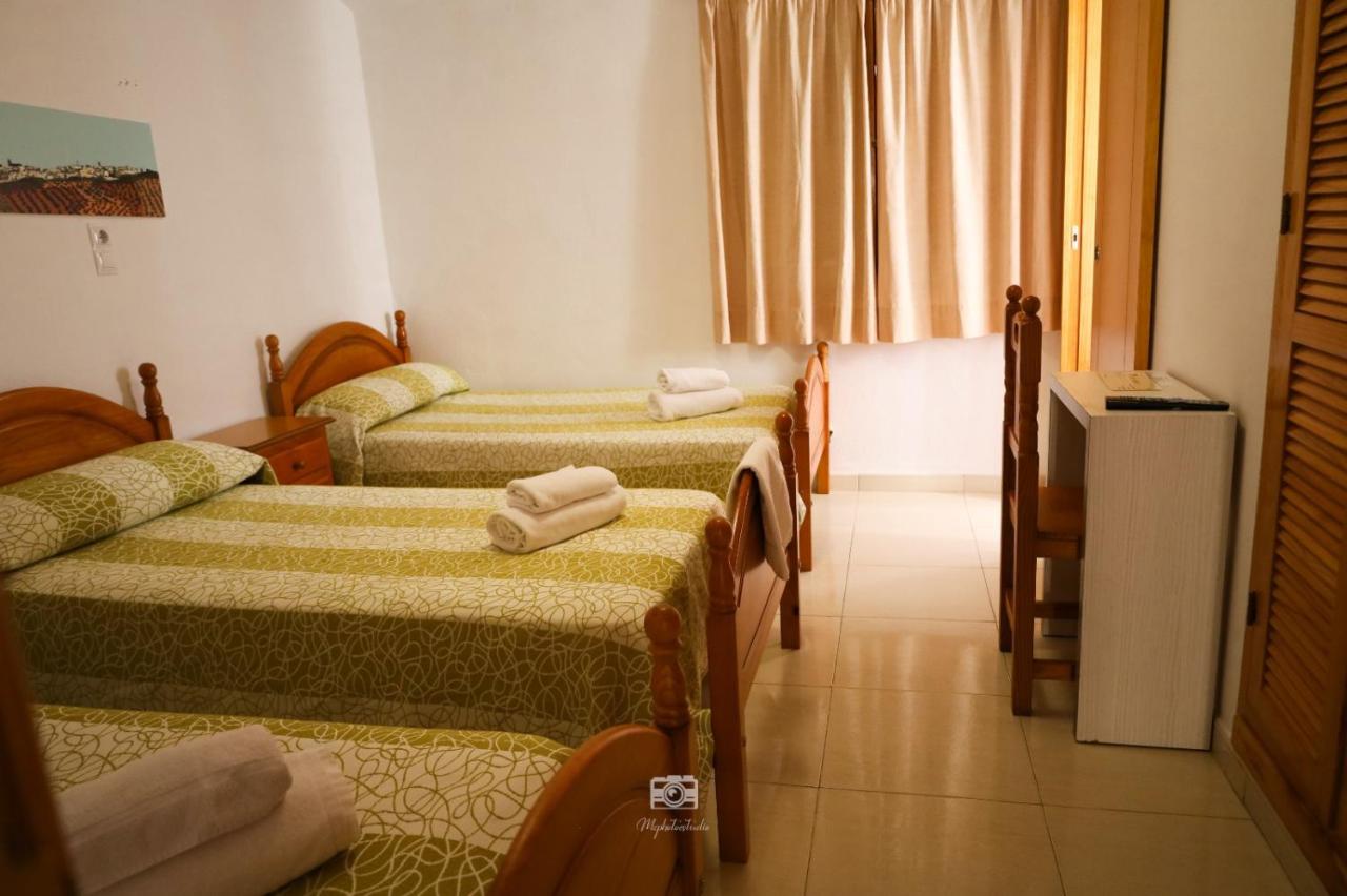 Triple Room with Private Bathroom