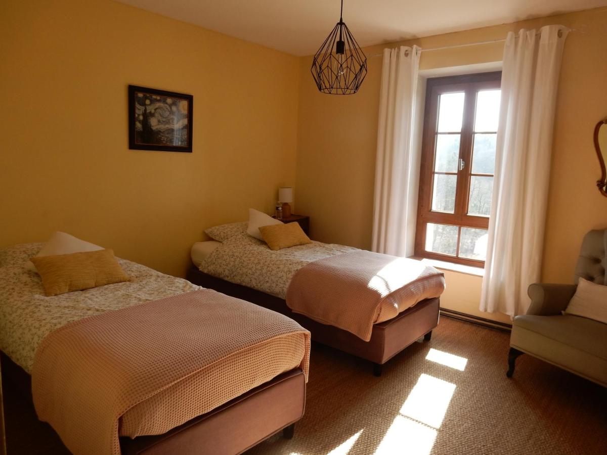 Twin Room with Private Bathroom